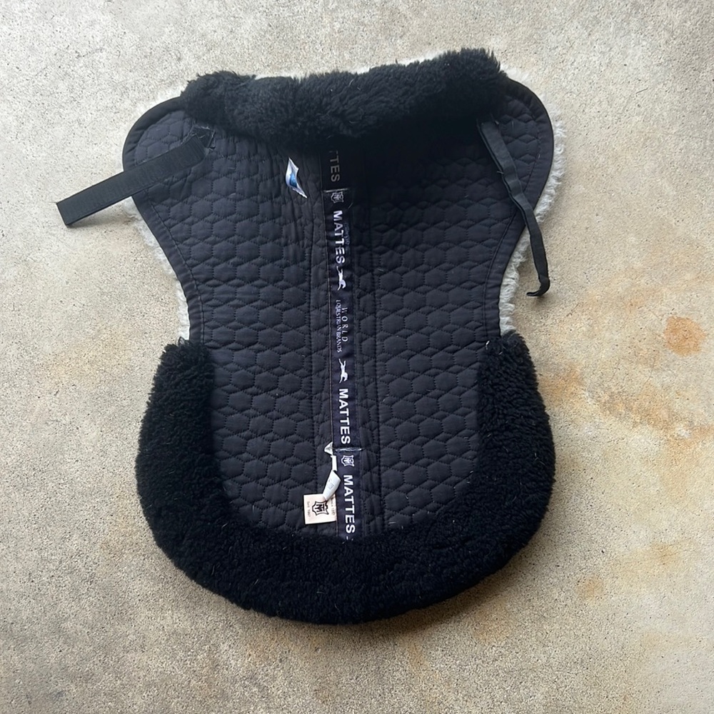 Mattes saddle half pad